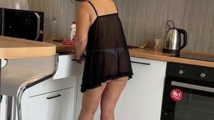 Mature woman in lingerie washes dishes and bends over for anal sex
